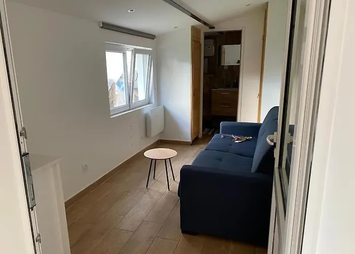 Micro Maison Lyon 8/ Parking / Terrain De Petanque Apartmán