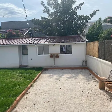 Micro Maison Lyon 8/ Parking / Terrain De Petanque Apartmán